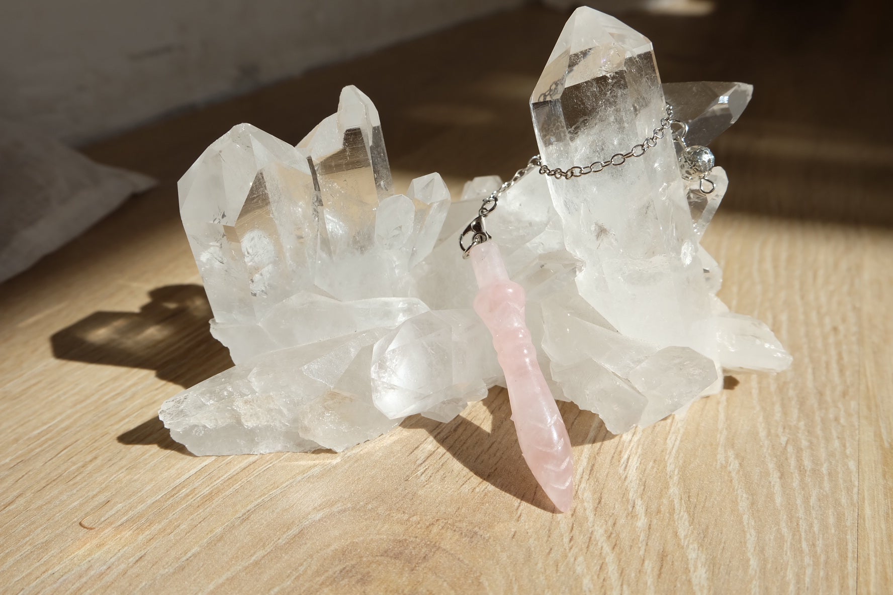 Pendule Thot Quartz Rose