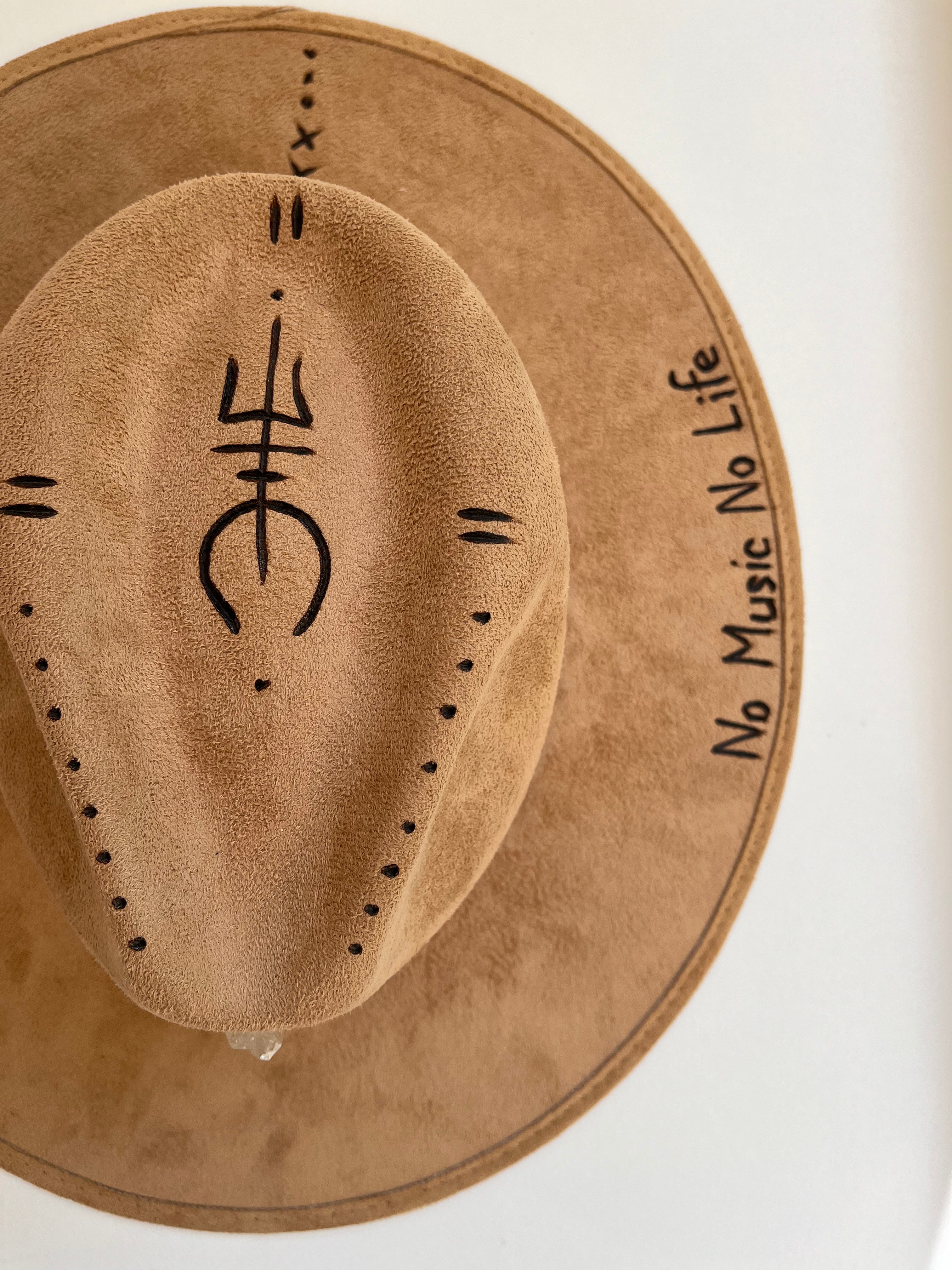 Chapeau Boho Ibiza Camel & Cristal de Roche