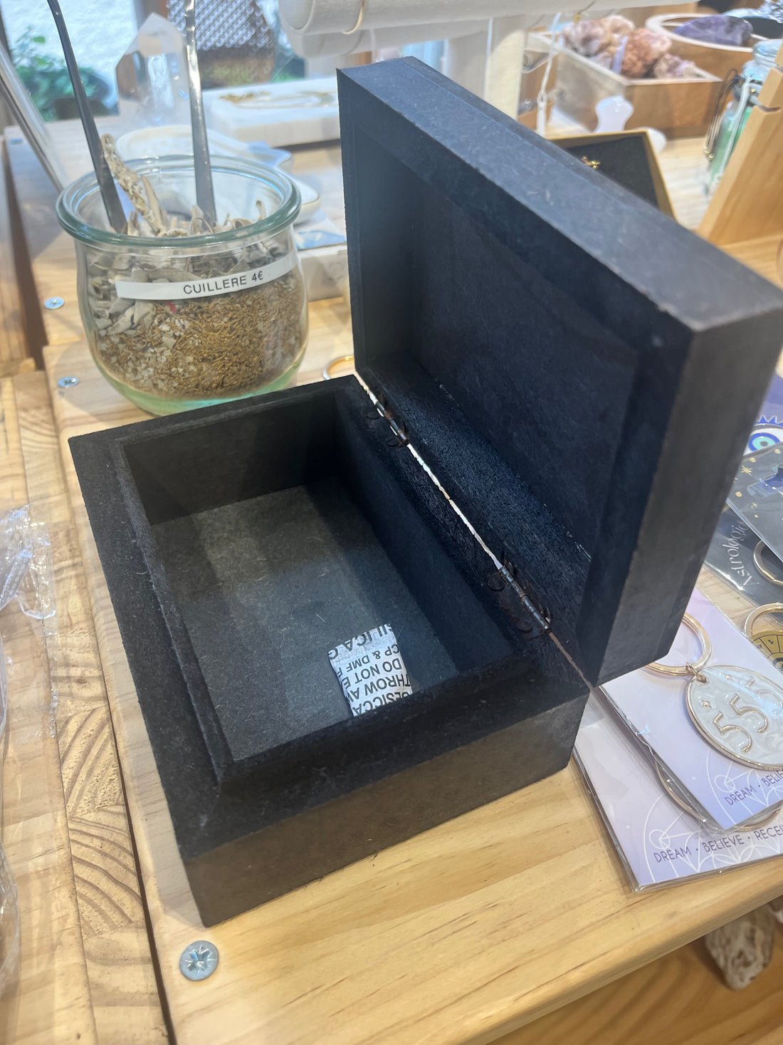 Boîte de rangement pour cartes