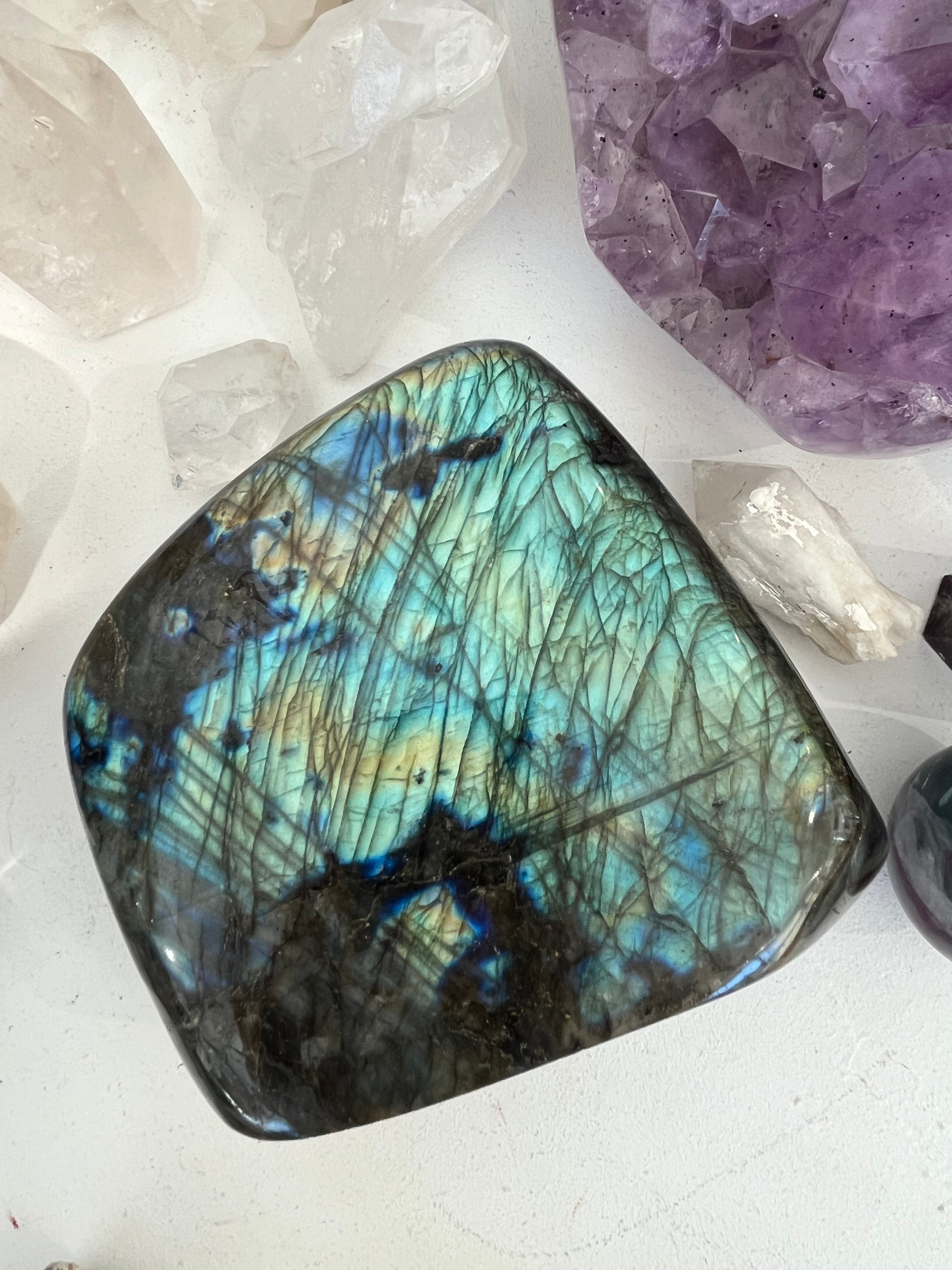 Labradorite Forme Libre 2,48kg